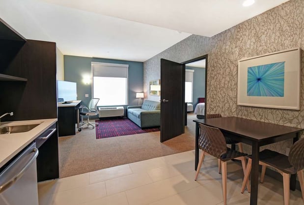 Images Home2 Suites by Hilton Beloit