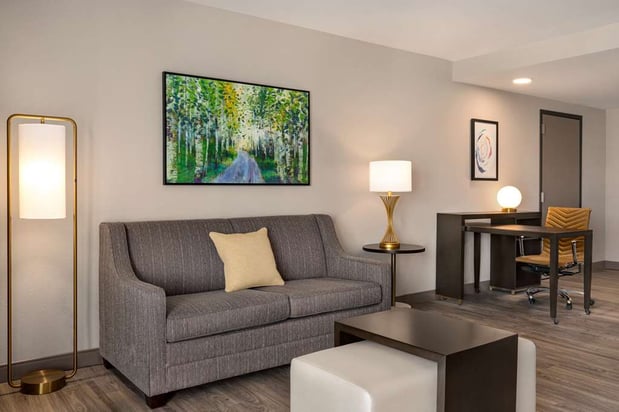 Images Homewood Suites by Hilton Indianapolis Downtown IUPUI