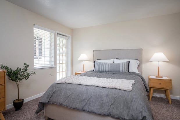 Images Sundial Apartments