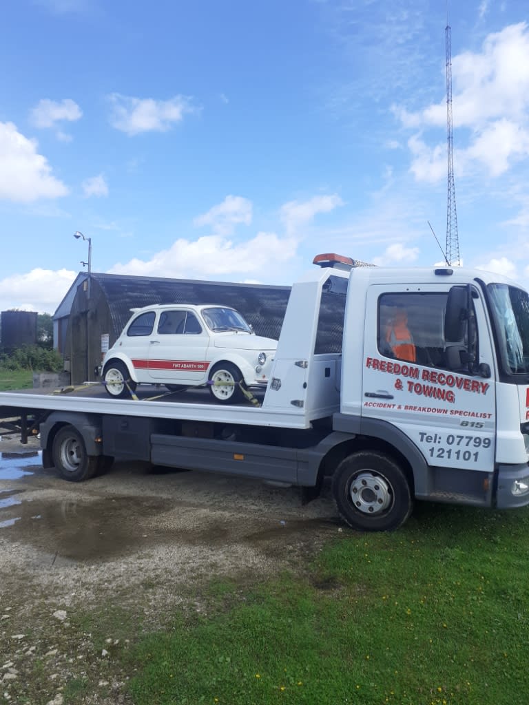 Images Freedom Recovery & Towing