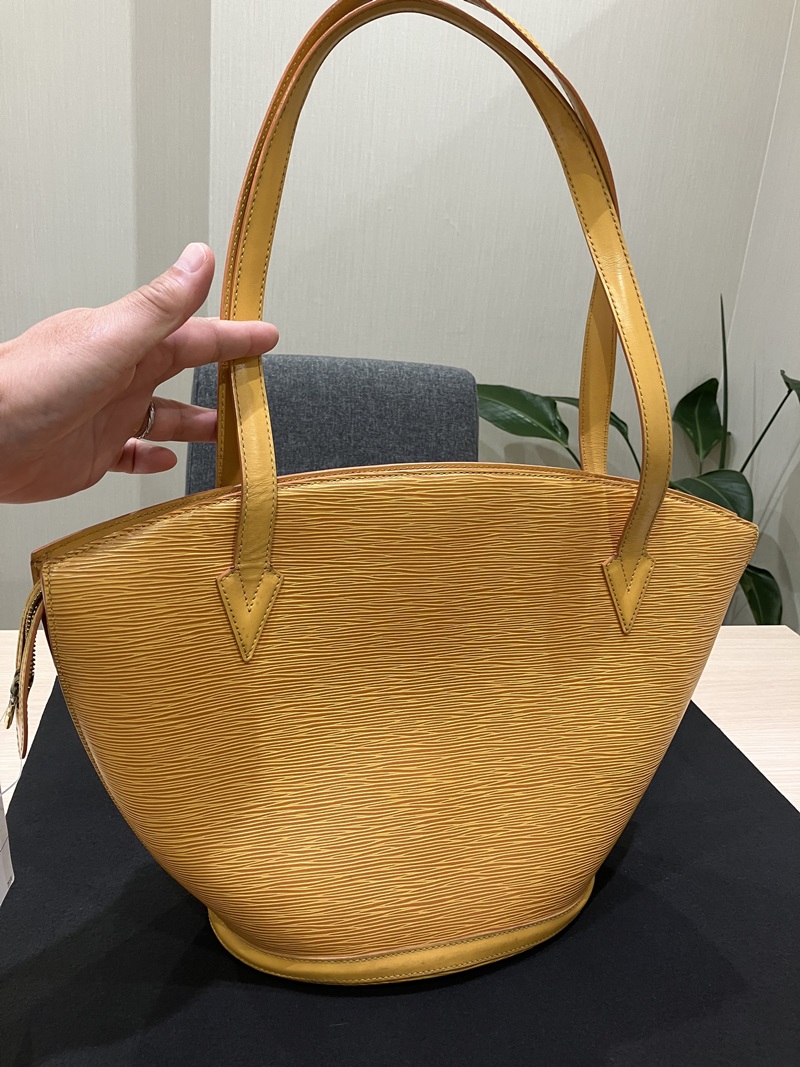 Images 買取専門店 BRAND OFF 神戸岡本店