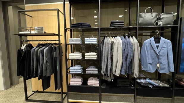 Images BOSS Shop - Saks Shop - New York