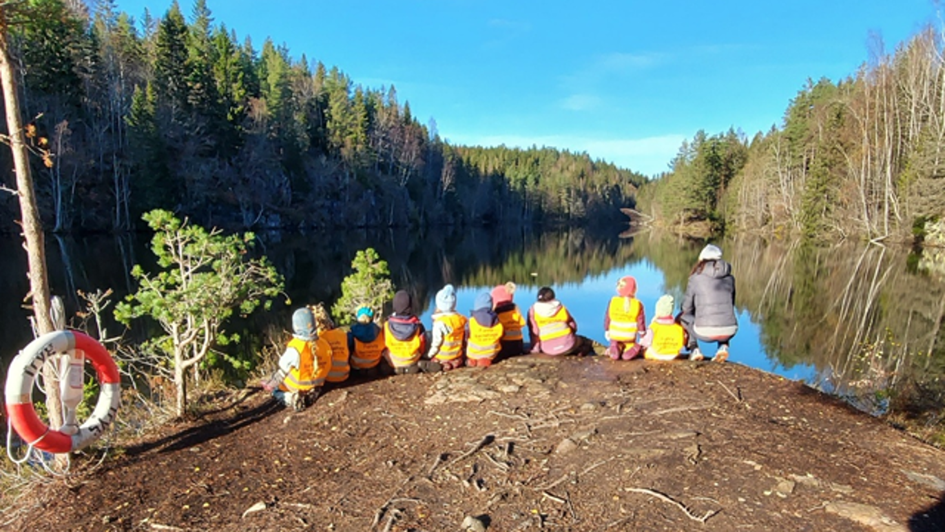 Images Furuly Bhg AS