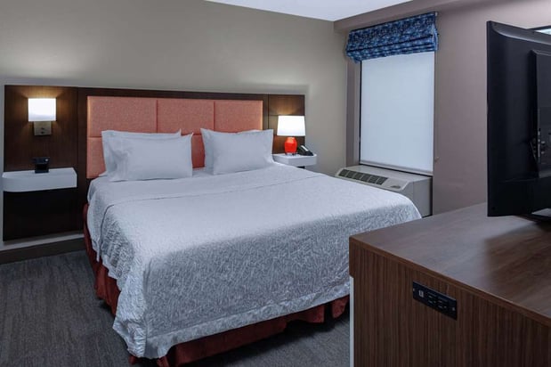Images Hampton Inn Woodbridge