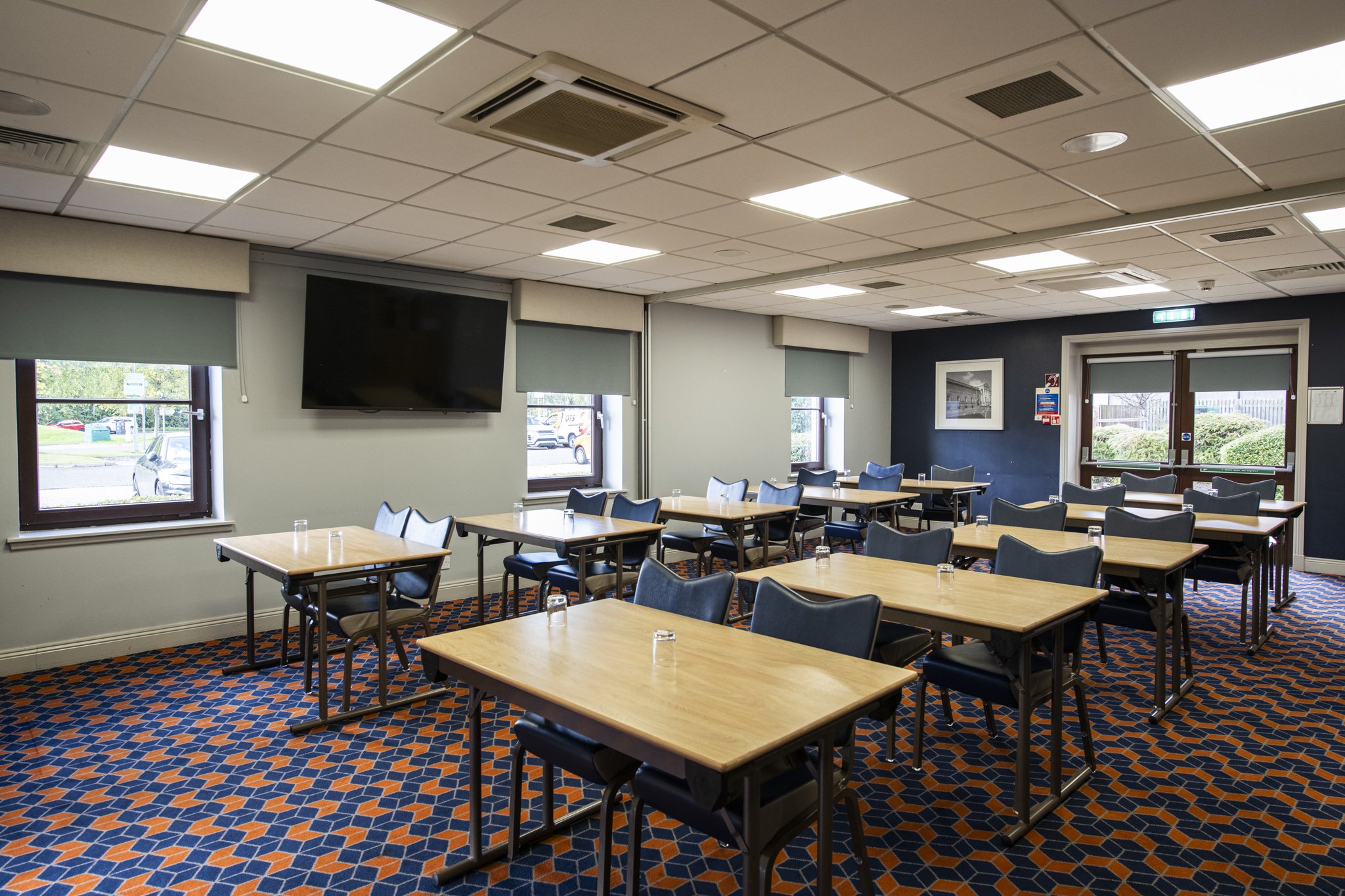 Images Holiday Inn Express Perth by IHG