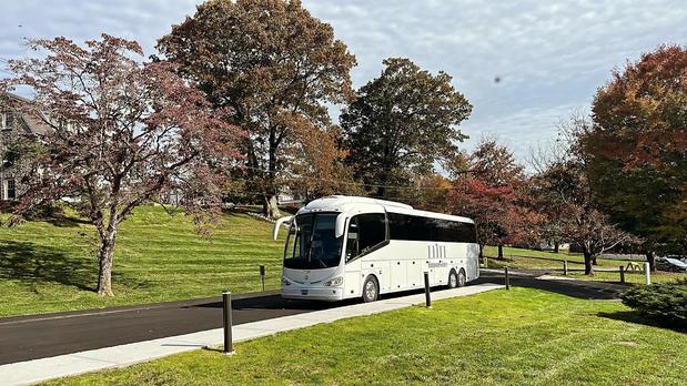 Images Elite Limousine of Connecticut