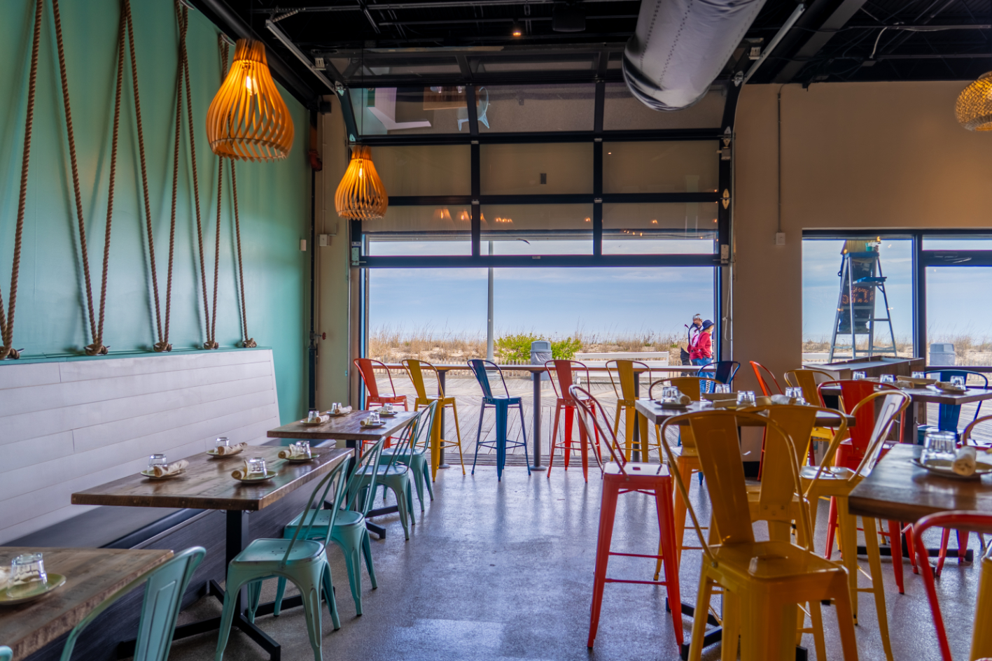 The Dunes Rehoboth Beach offers a relaxed, convenient stay near the Delaware beaches, with easy access to Rehoboth Beach, Dewey Beach, the boardwalk, restaurants, shopping, and coastal attractions.