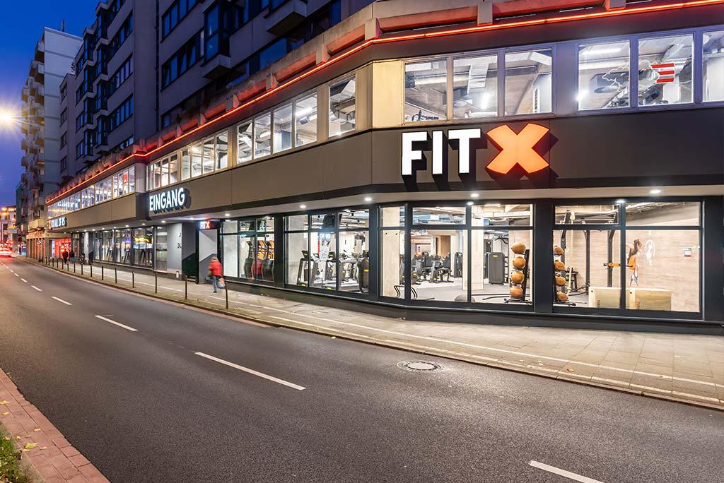 Bild 1 FitX Fitnessstudio in Bremen