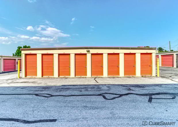 Images CubeSmart Self Storage