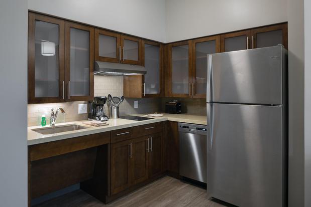 Images Staybridge Suites Phoenix – Biltmore Area by IHG