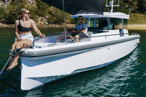 Images SeaEO Luxury Boat Charters