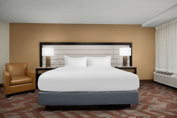 Images DoubleTree by Hilton Greensboro Airport