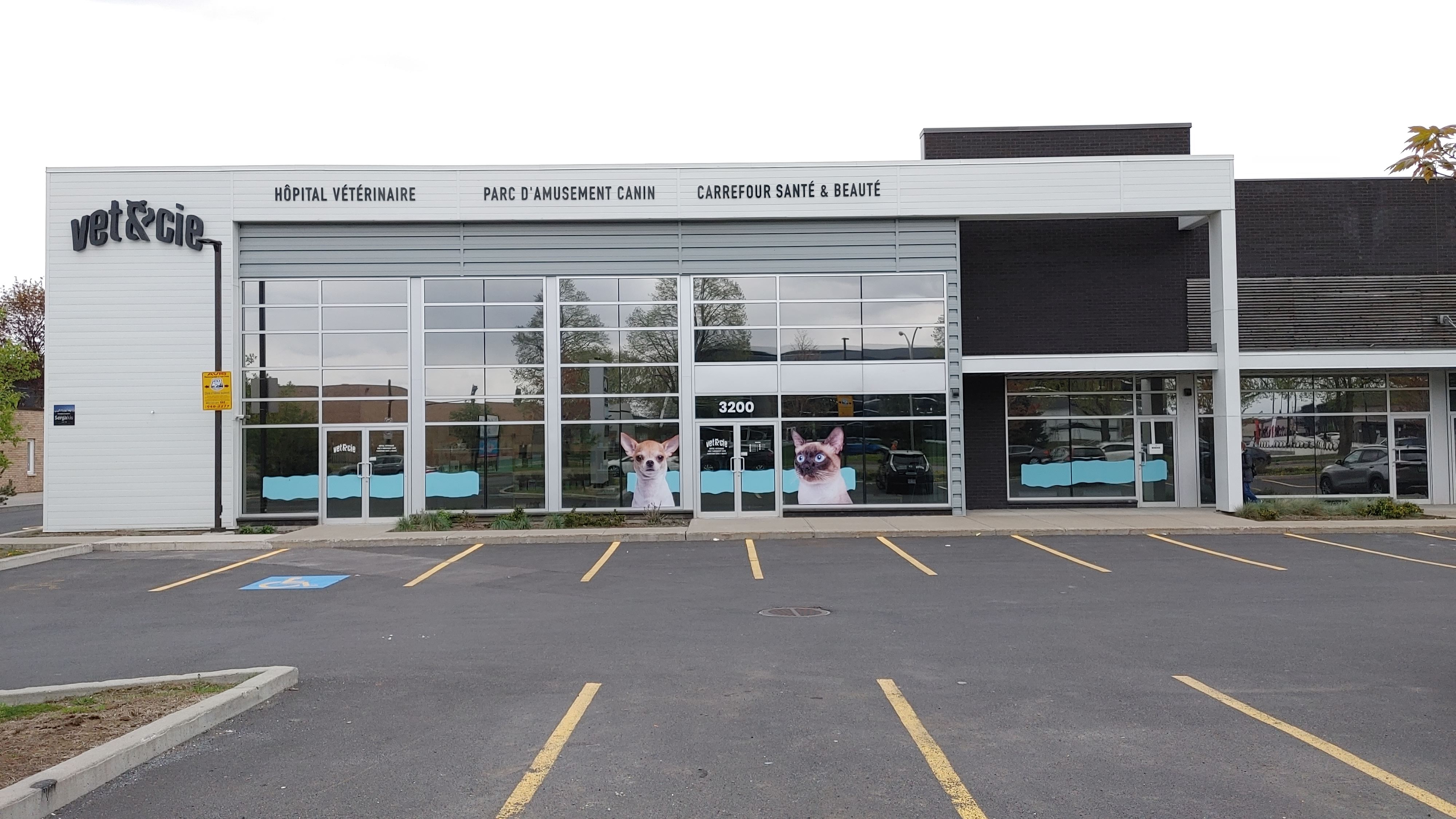 Images Vet & Cie Brossard | Vétérinaire indépendant & québécois, Toilettage, Parc canin, Urgences chiens et chats | Montérégie