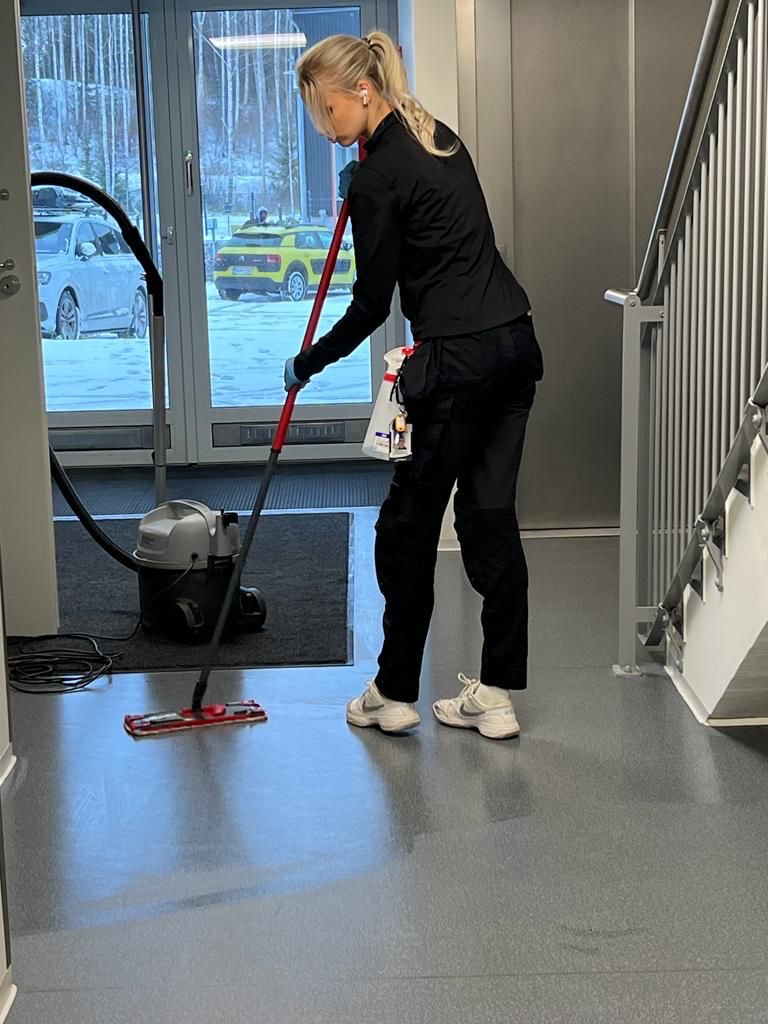 Images Kiinteistöhuolto Seiskaysi Oy