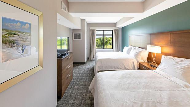 Images Staybridge Suites Naples - Marco Island by IHG