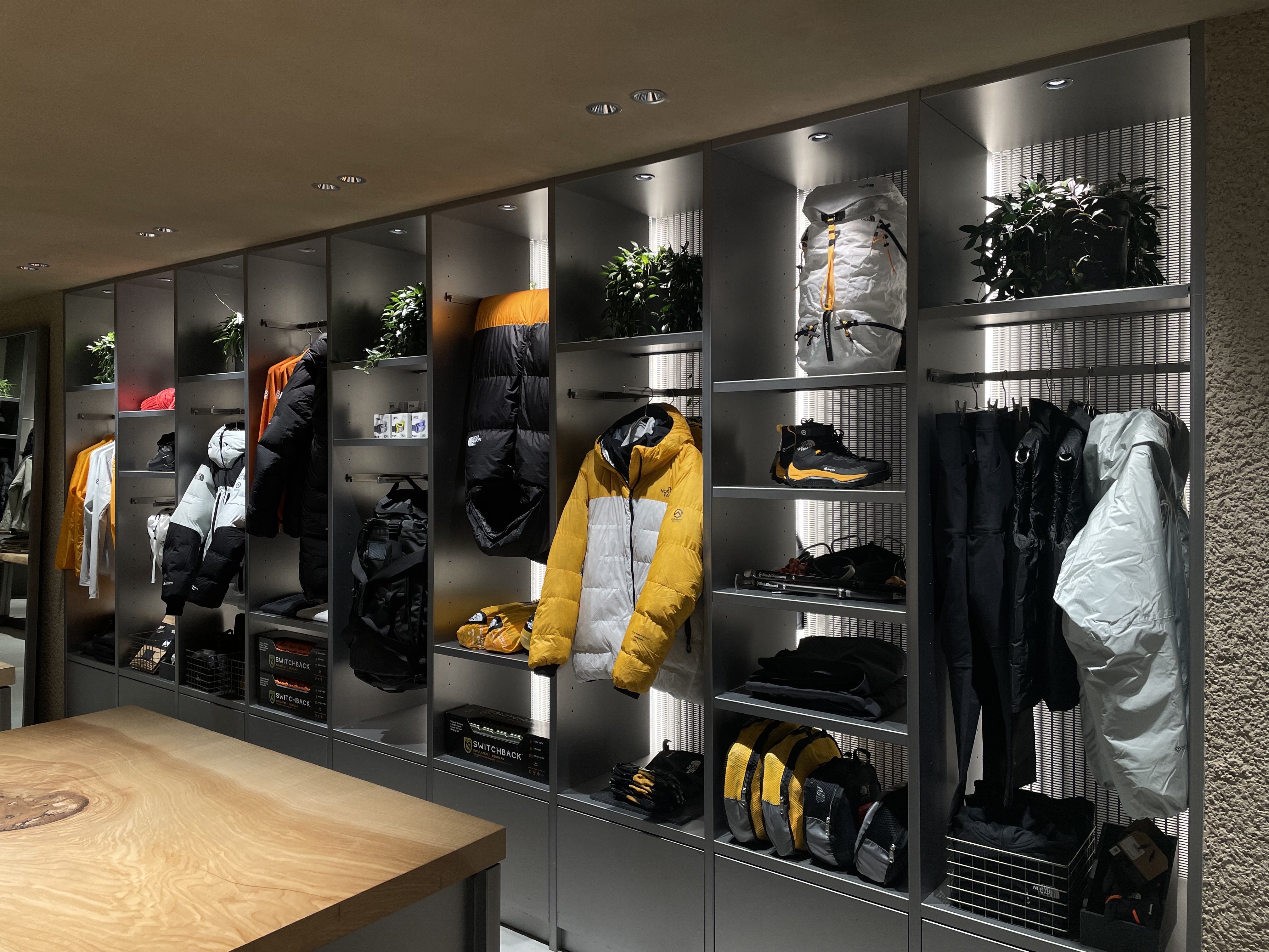 Images THE NORTH FACE (ザ・ノース・フェイス) 堀江