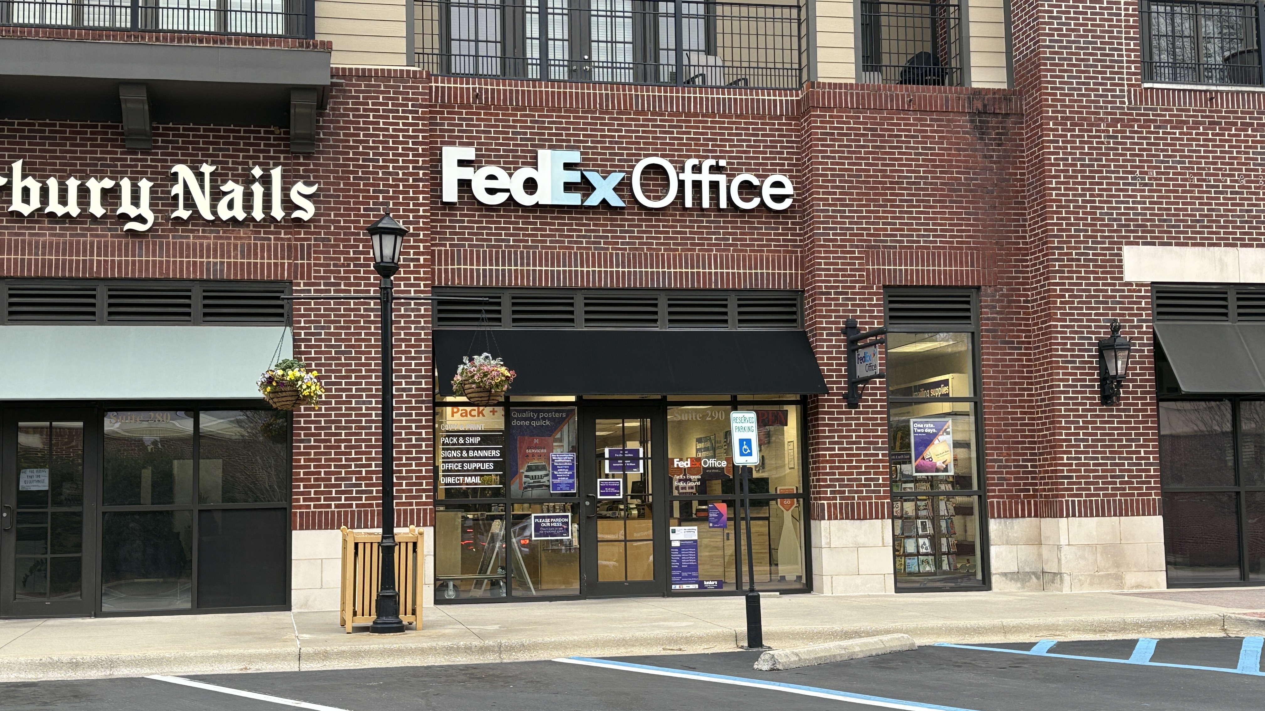 FedEx Office Print & Ship Center Image