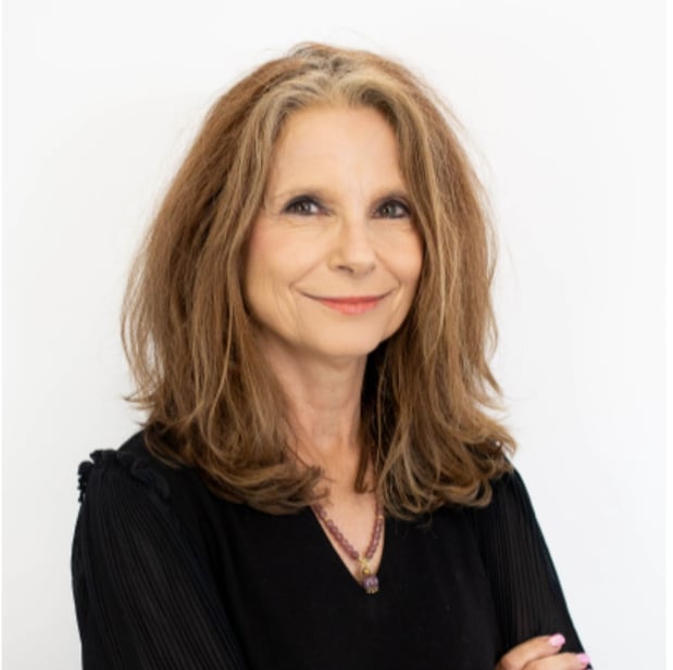 Images Terry Lynn Calhoun - Green Country Luxe Real Estate Agent