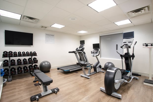Images Holiday Inn Express & Suites Phoenix - Glendale Sports Dist by IHG