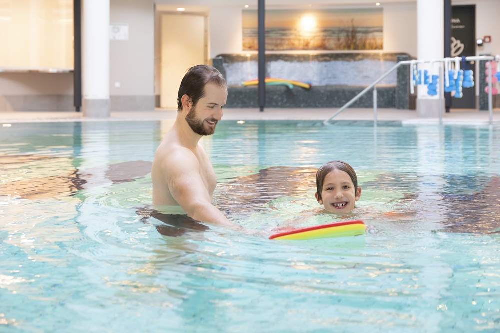 Bild 7 Touristik GmbH Krummhörn-Greetsiel - Koppke - Schwimmbad in Krummhörn