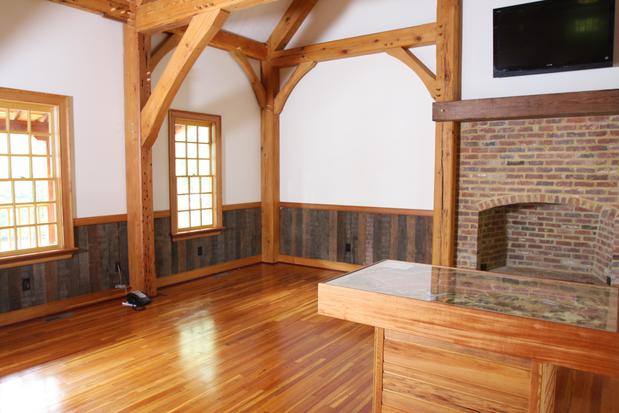 Images E. T. Moore Manufacturing, Inc.