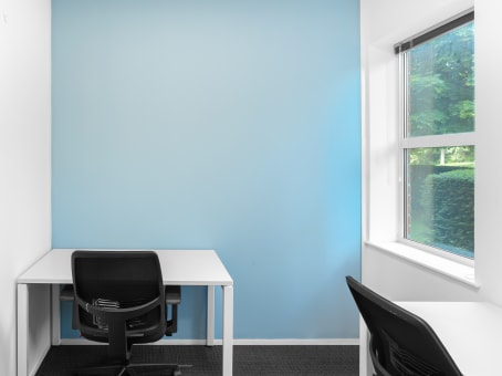 Images Regus - Luton Capability Green