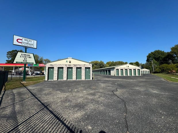 Images Miles of Storage