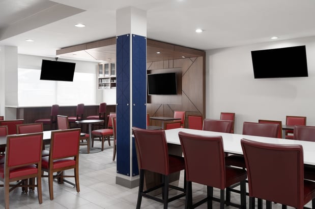 Images Holiday Inn Express & Suites Snyder by IHG