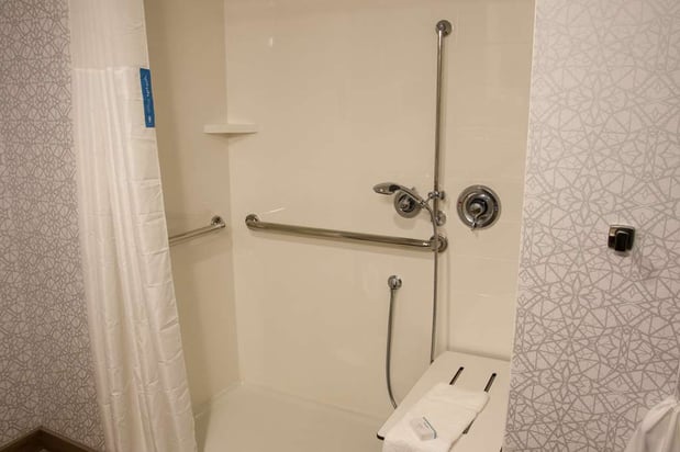 Images Hampton Inn & Suites Olean