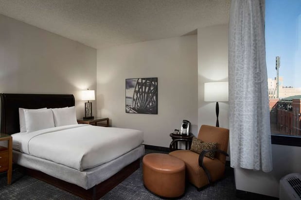 Images DoubleTree by Hilton Hotel Memphis Downtown