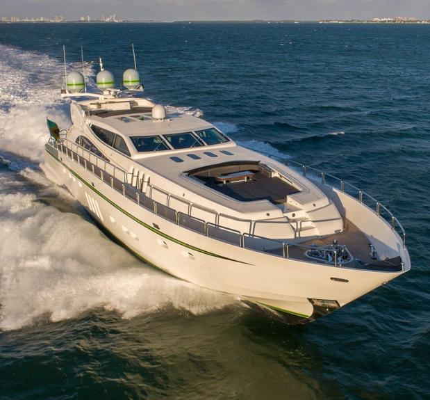 Images Encore Yacht