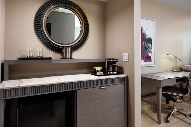 Images DoubleTree by Hilton Grand Hotel Biscayne Bay
