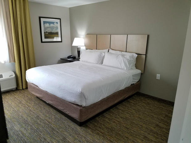 Images Candlewood Suites Kansas City - Independence by IHG