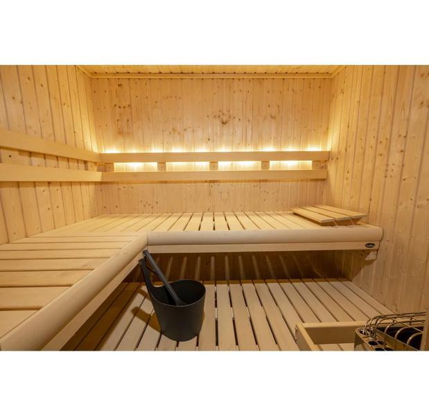 Images Bachmann Pools, Spas & Saunas