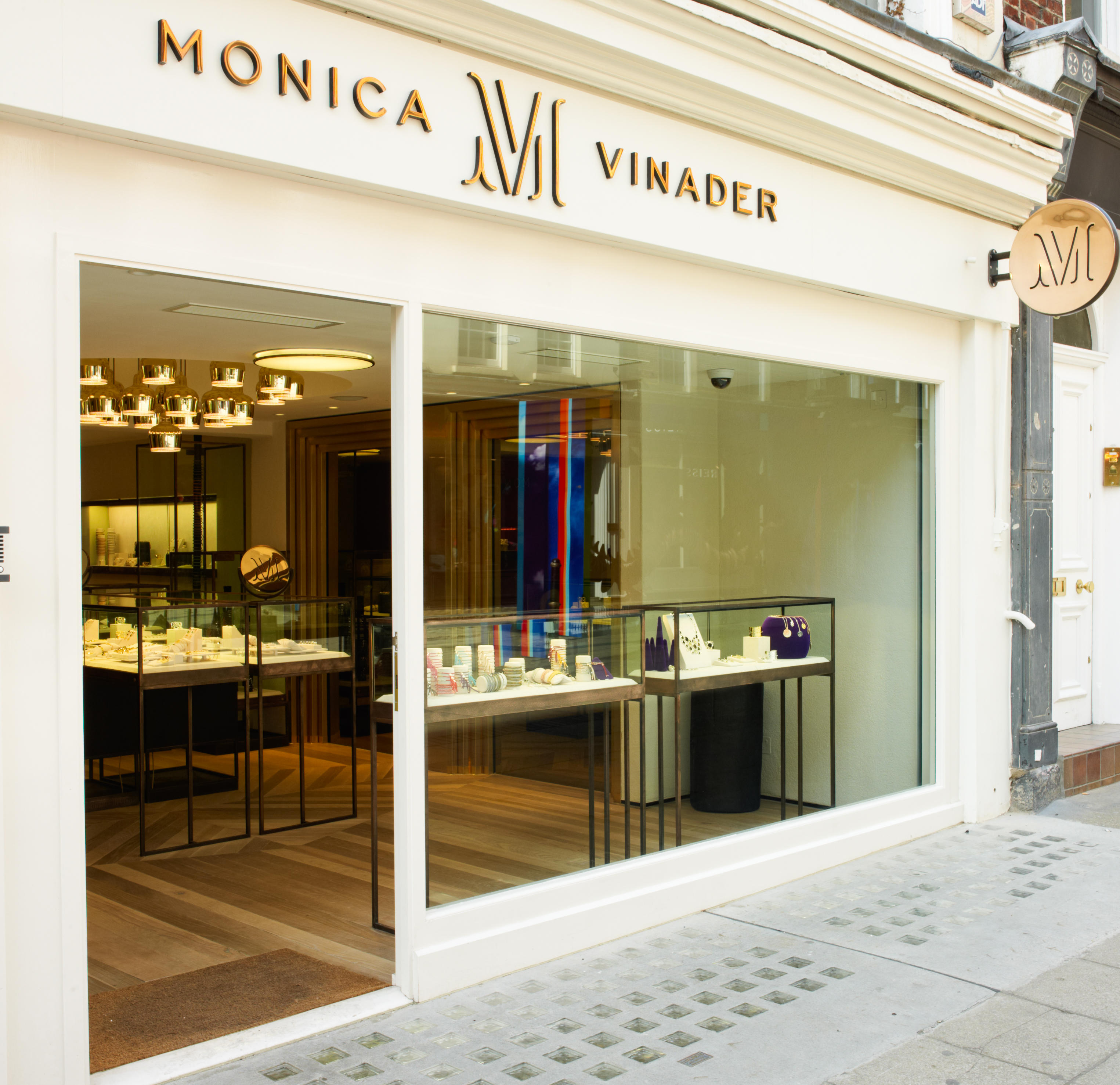 Images Monica Vinader - Jewellery & Piercing