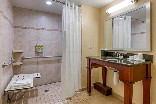 Images Holiday Inn Resort Orlando Lake Buena Vista by IHG