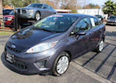 Images Champion Auto - Used Car Dealer