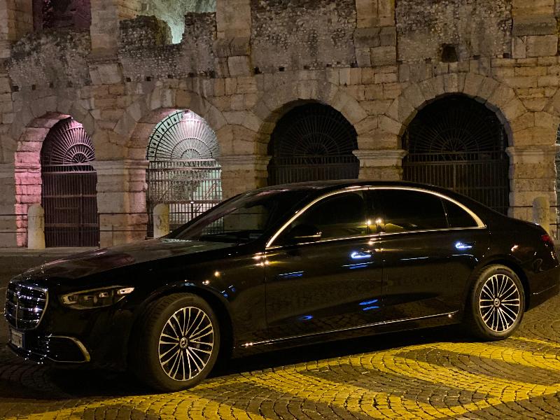 Images First class Milano