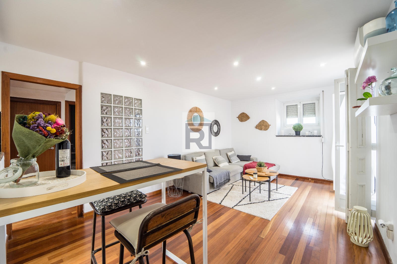 Images Real Urbe Servicios Inmobiliarios