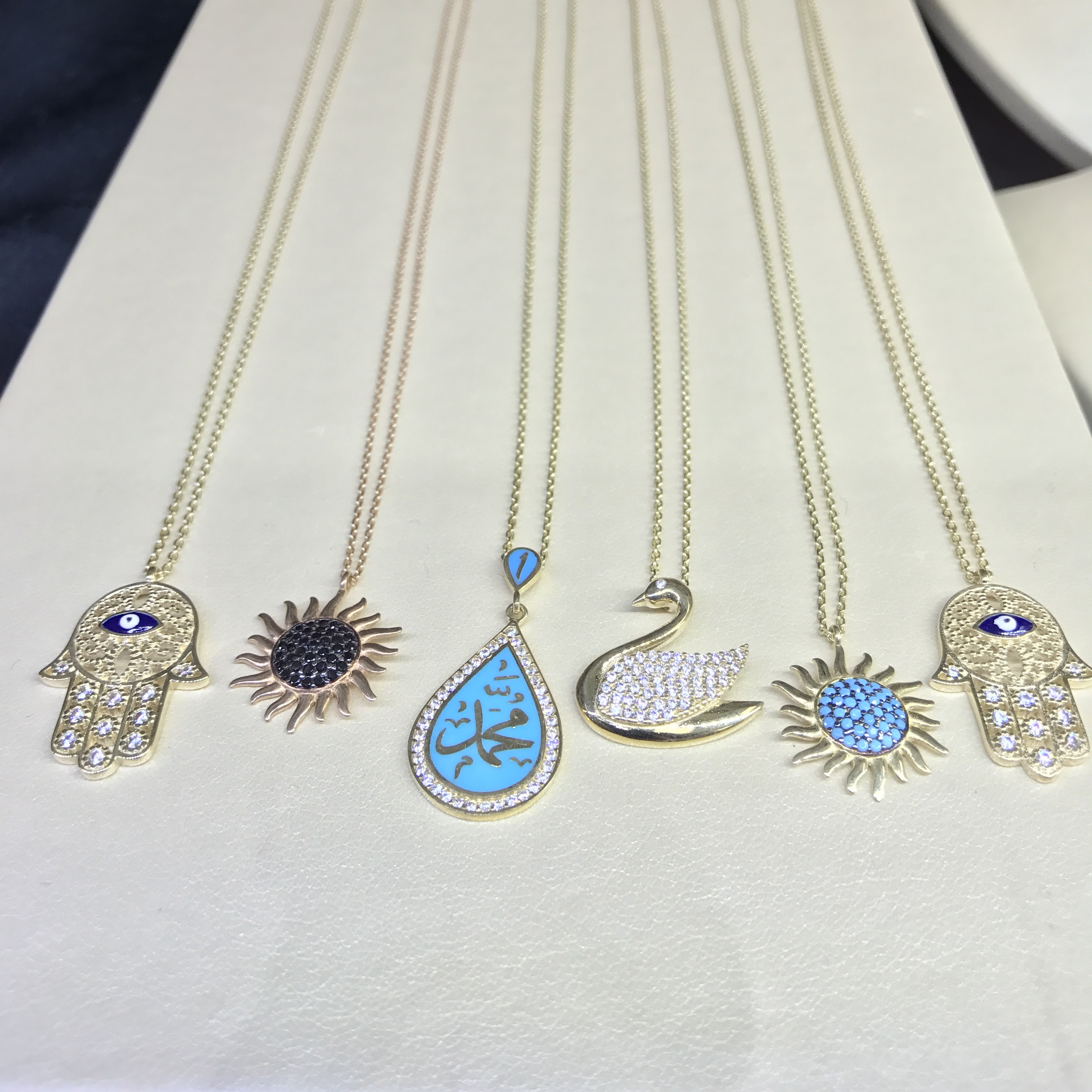 Images Noura's Jewellery