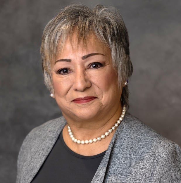 Images Edward Jones - Financial Advisor: Lydia Steinmann