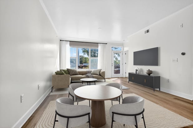 Images Luxe at Union Hill