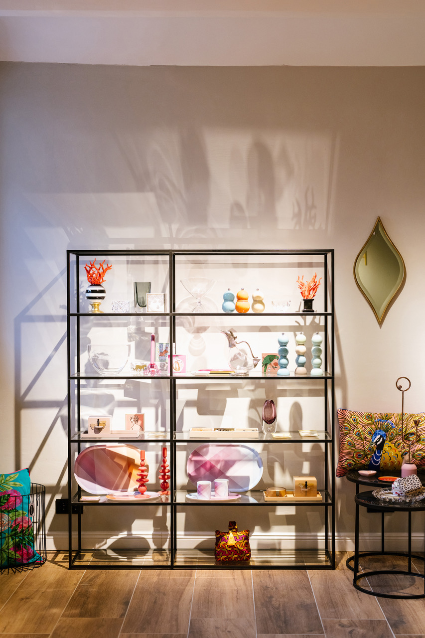 Bild 5 von HOLLY INTERIORS