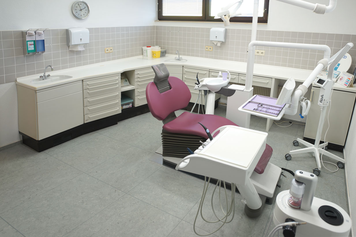 Zahnarzt Kassem am Bergl, Breslaustr. 3 in Schweinfurt