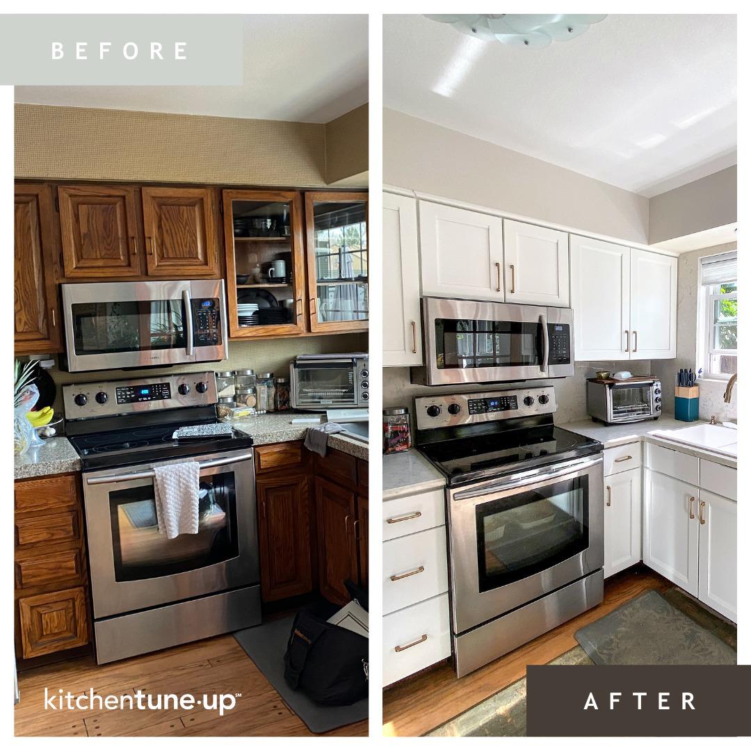 This Before & After kitchen makeover completed by Kitchen Tune-Up Savannah Brunswick is a total WOW  Kitchen Tune-Up Savannah Brunswick Savannah (912)424-8907