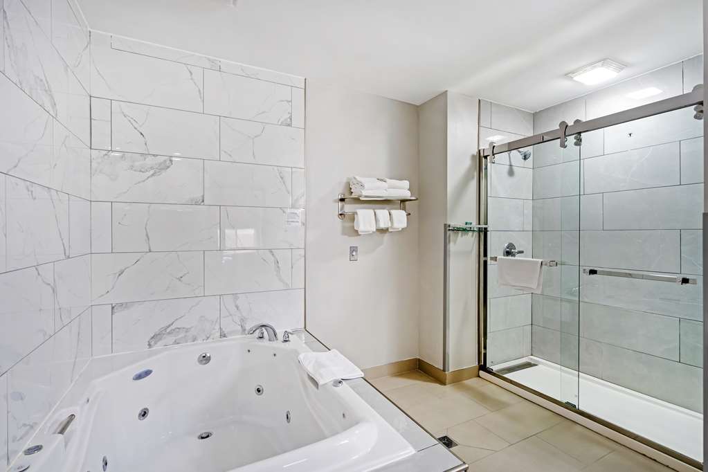 Two Room Suite Bath