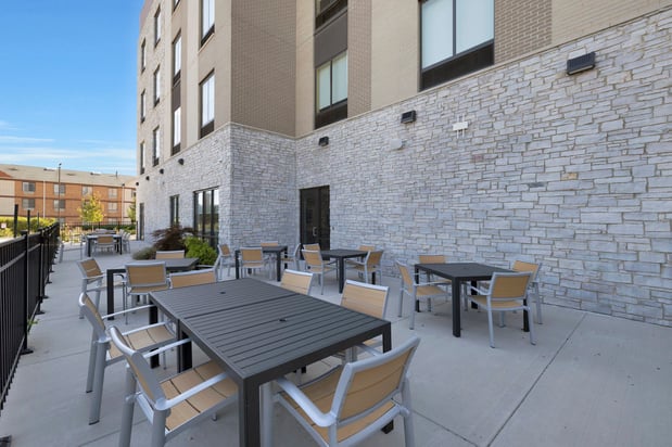 Images Holiday Inn Chicago – Tinley Park by IHG