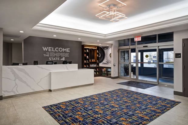 Images Hampton Inn NY-JFK