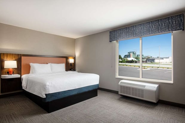Images Hampton Inn by Hilton Green Bay Stadium
