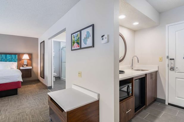 Images Hampton Inn & Suites Hartford-Manchester